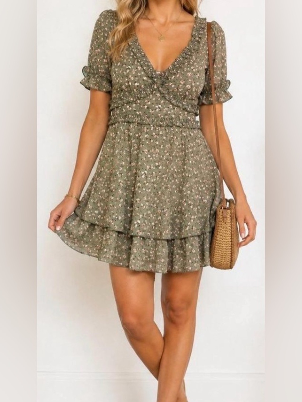 Inspired Hearts Olive Green Floral Ruffled Romper, size Large, like new